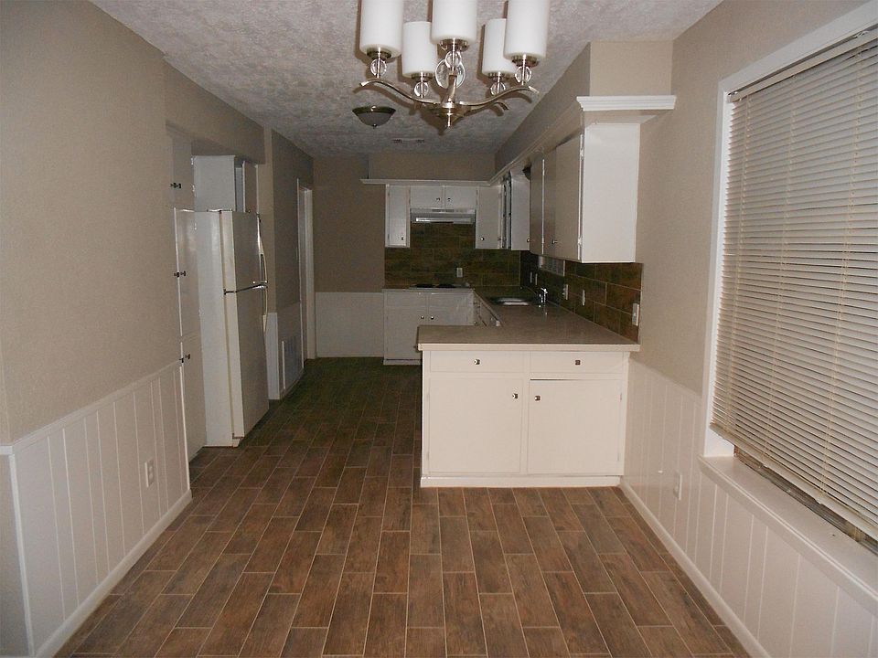 1st image of 605 Quail Creek Dr