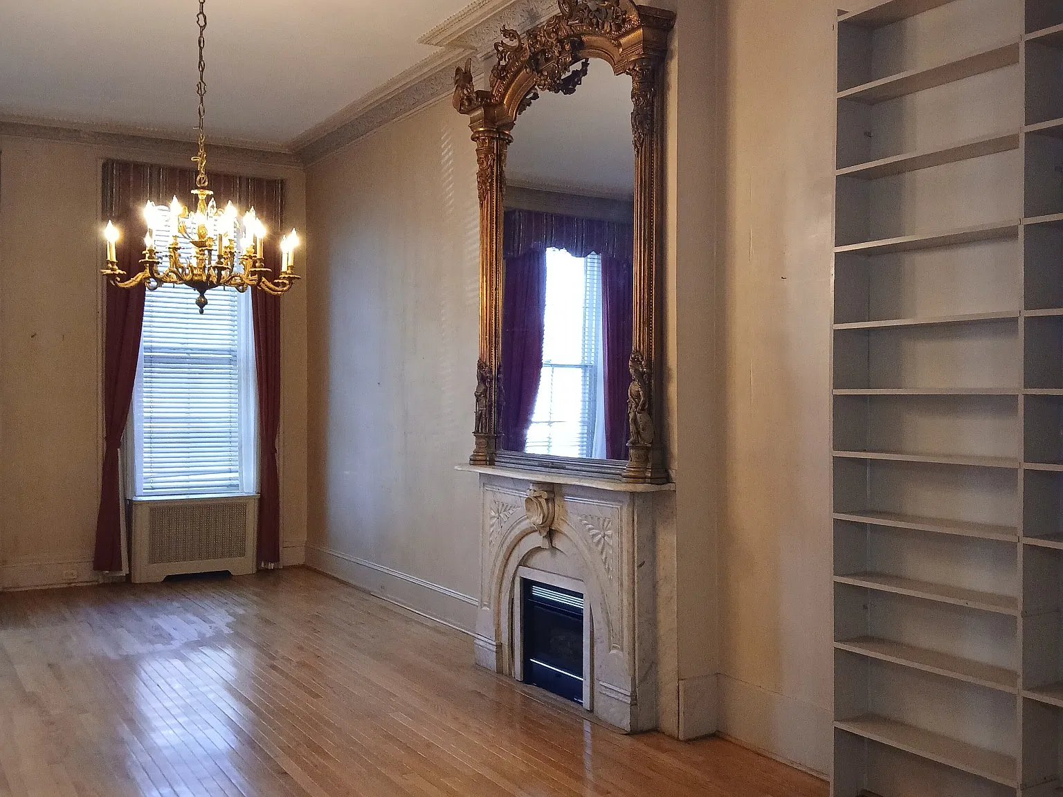 2 bed, 1200 sqft, $2,400 — Photo 2