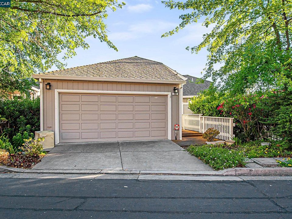 1st image of 338 Primrose Dr