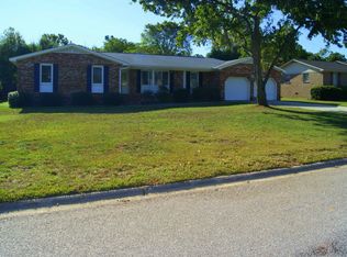 208 Elberta Dr, Lexington, SC 29073