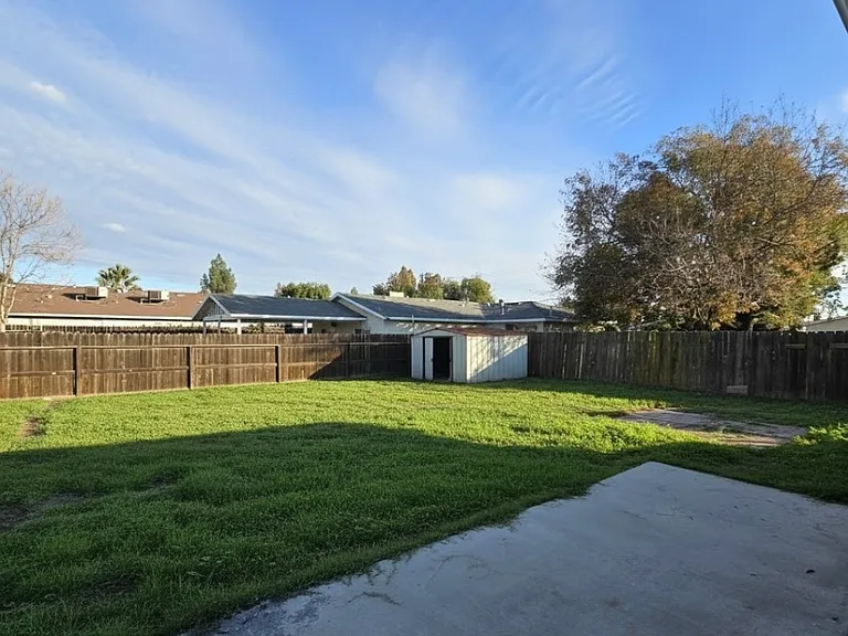 979 Music Ave — Photo 14