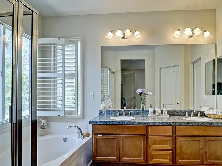 16489 Sunstone Dr — Photo 19