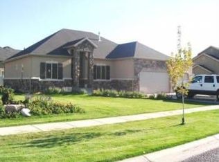 5540 Day Lily Dr, Mountain Green, UT 84050