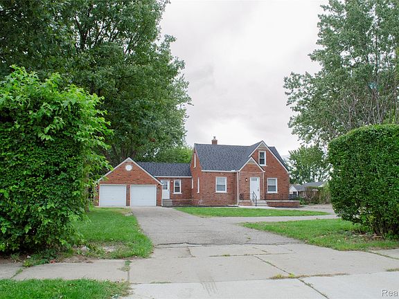 4th image of 15960 Martin Rd