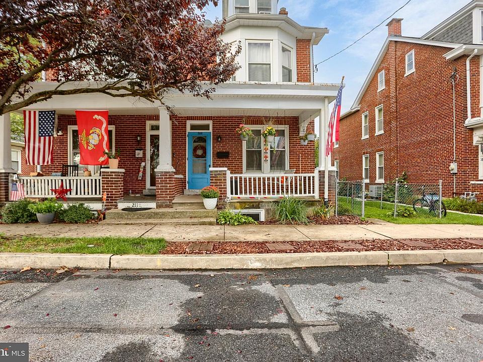 1st image of 209 S Harrison St
