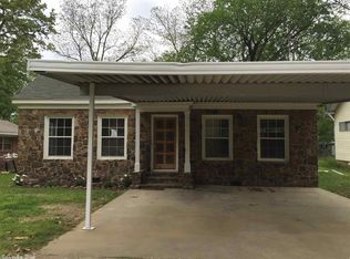 825 Center St, Conway, AR 72034