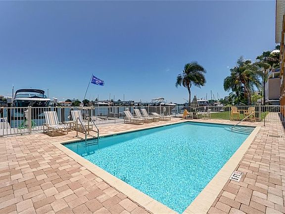 5th image of 692 Bayway Blvd APT 402