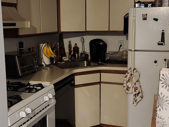 4th image of 65-01 242nd St #1C