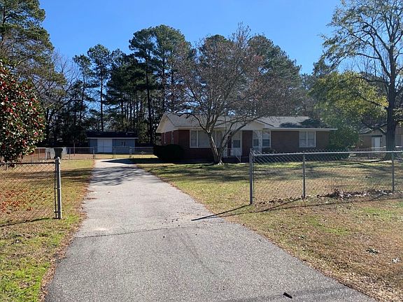 2nd image of 1205 Bostian Dr