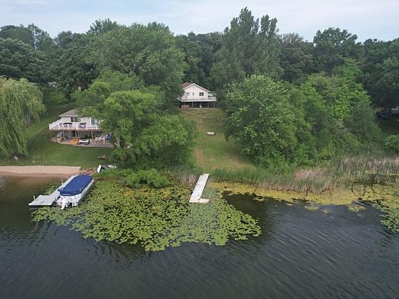 4th image of 19378 Pirz Lake Rd