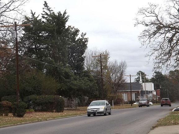 4th image of 2010 W 17th Ave