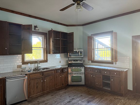 3rd image of 13209 Vista Rock Dr