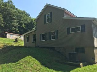 6923 Somerdale Rd NE, Mineral City, OH 44656