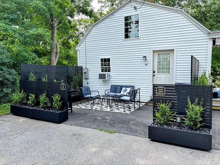 6 Decary Rd — Photo 8