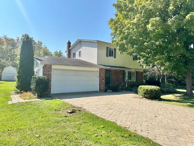 6093 W Stanley Rd, Mount Morris, MI, 48458