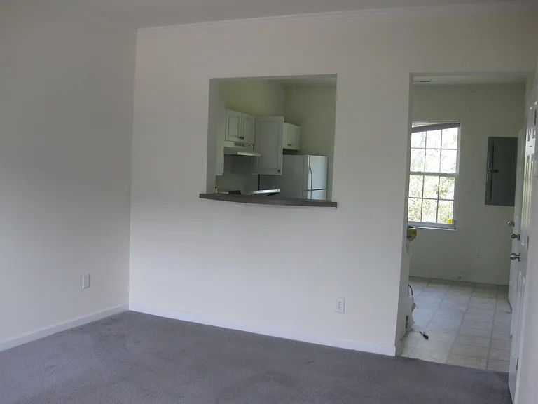 162 Blue Crest Ln — Photo 2