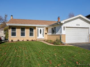 334 Hillcrest Ln, Lombard, IL 60148