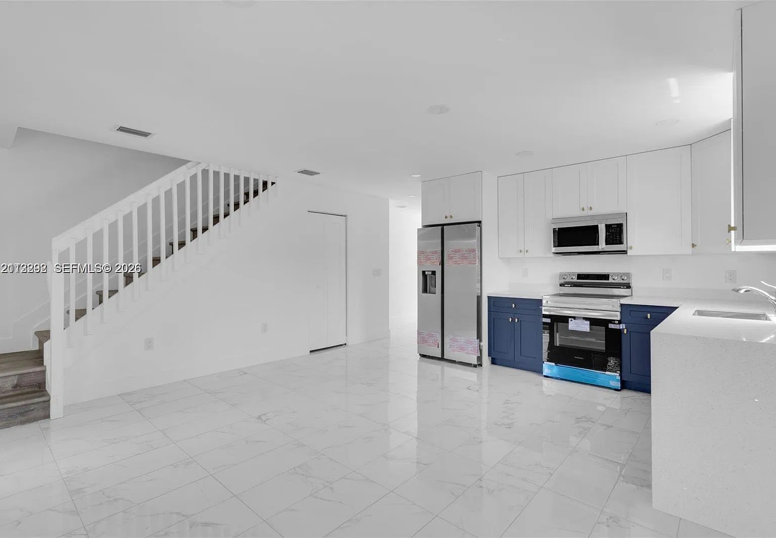 Cedarhurst — Photo 4