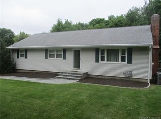 25 Frost Hill Rd, Trumbull, CT 06611