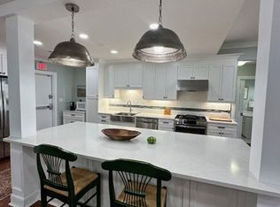 180 E Bay St, Charleston, SC 29401