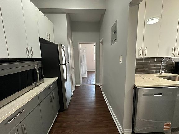 5th image of 22-04 Collier Ave #1