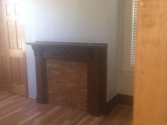 5th image of 1856 Tilden Ave APT 2