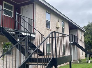 1571 Texas Ave, Bridge City, TX 77611