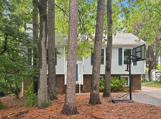 2213 Carthage Cir, Raleigh, NC 27604