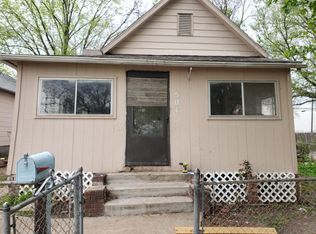501 SE Chandler St, Topeka, KS 66607