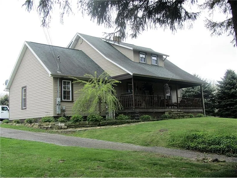 1378 Mercer Grove City Rd photo 1