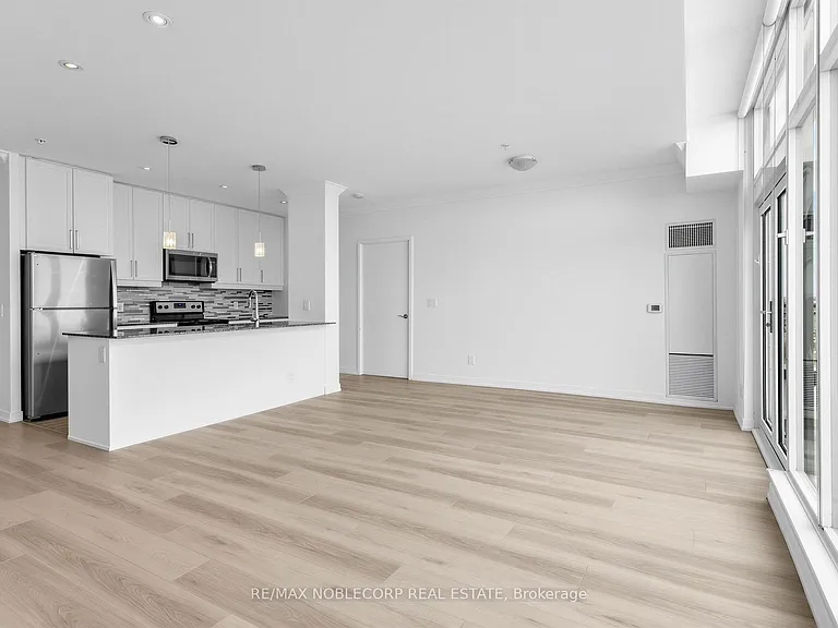 840 Queens Plate Dr #1705 — Photo 12