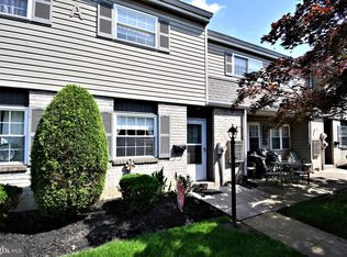 325 S Warminster Rd #A-10, Hatboro, PA 19040