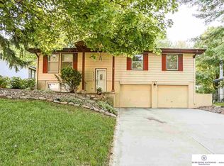 3905 N 95th St, Omaha, NE 68134