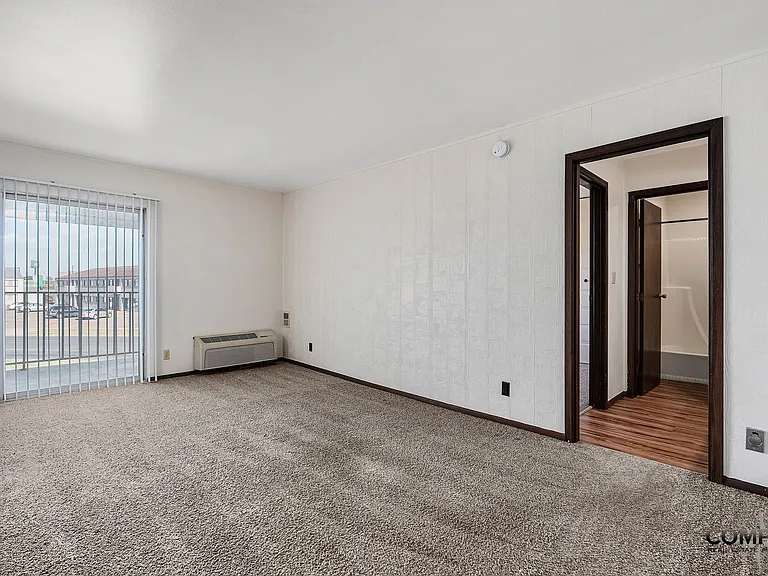 1025 W. MacArthur Avenue — Photo 21
