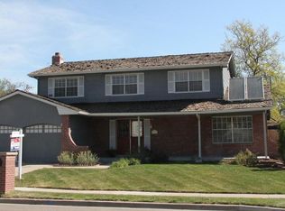 8438 Chase Dr, Arvada, CO 80003
