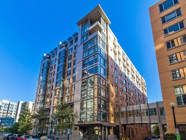 440 L St NW #407 — Photo 1