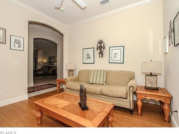 3rd image of 734 Vistana Cir