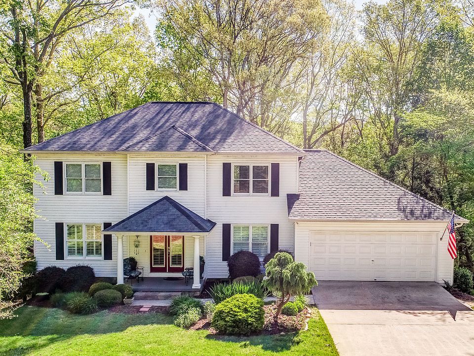1st image of 107 Westwoods Dr