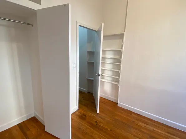 223 East 32nd Street image 8 of 14