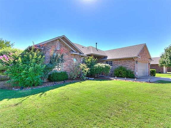 2nd image of 1800 Sagewood Dr
