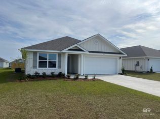 441 Winters Ave, Gulf Shores, AL 36542