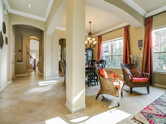 3rd image of 2836 Barnhill Ln