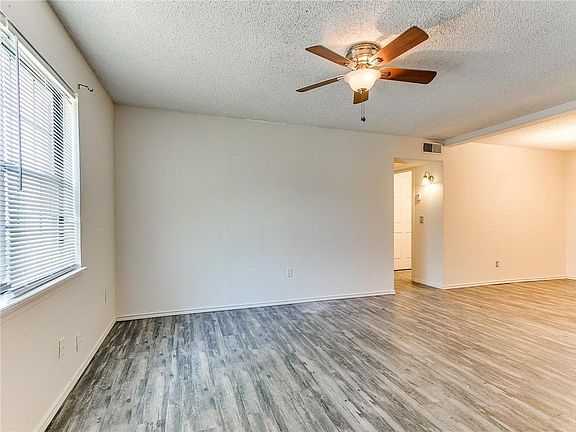 2nd image of 401 12th Ave #267