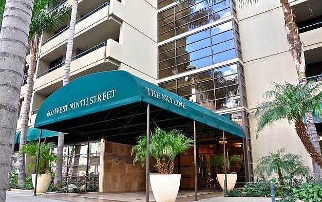 1st image of 600 W 9th St APT 808