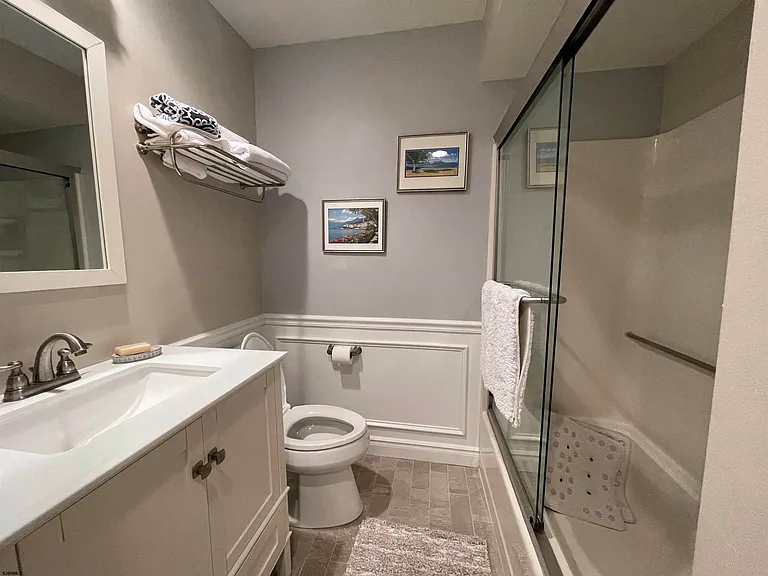 9101 Atlantic Ave #101 — Photo 12