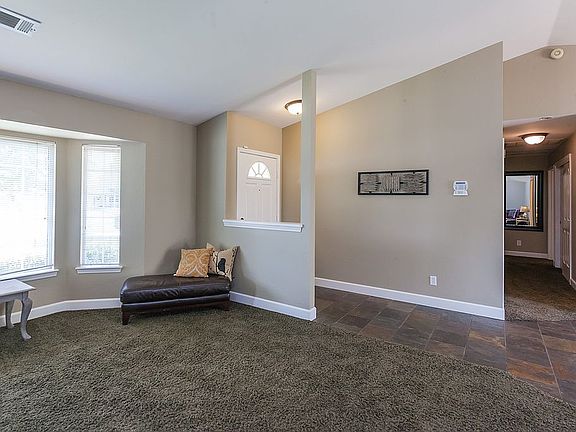 3rd image of 2888 Salmonberry Dr