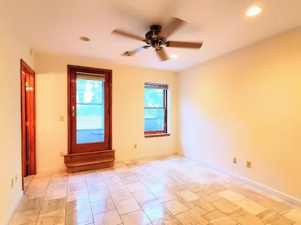 129 Park Avenue image 11 of 14