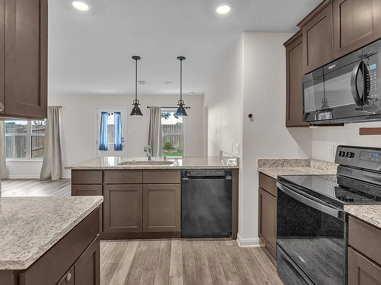 4536 Skipador Dr — Photo 6