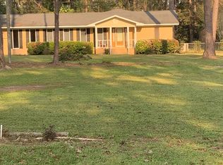 2410 Cherry Laurel Ln, Albany, GA 31705