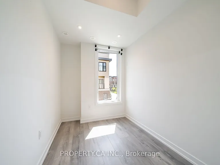 3550 Colonial Dr #16 — Photo 13